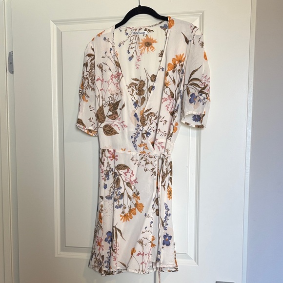 Reformation Dresses & Skirts - Used Like New Reformation Lucky Wrap Mini Dress in Frolic Floral